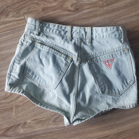 Light denim high waist vintage guess shorts - Picture 4 of 4